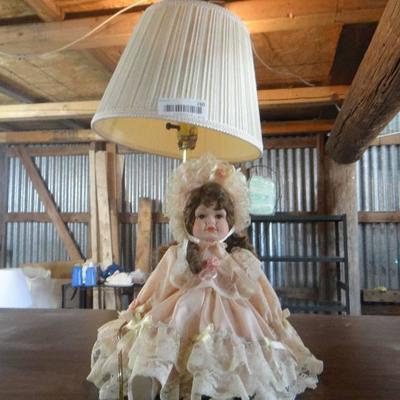 Vintage porcelain doll & table lamp.