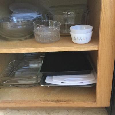 Kitchen items and bakeware 