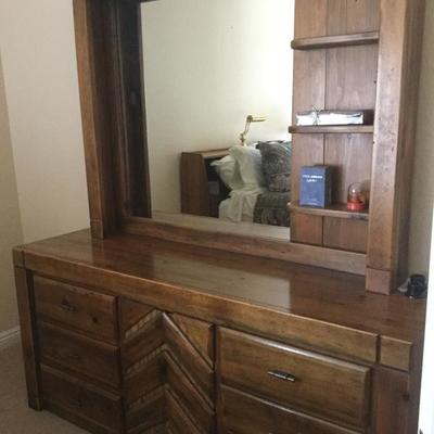 Dresser with mirror - must bring help to move ! 