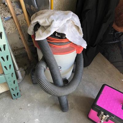 Mini vacuum 