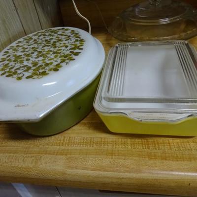yellow and green pyrex