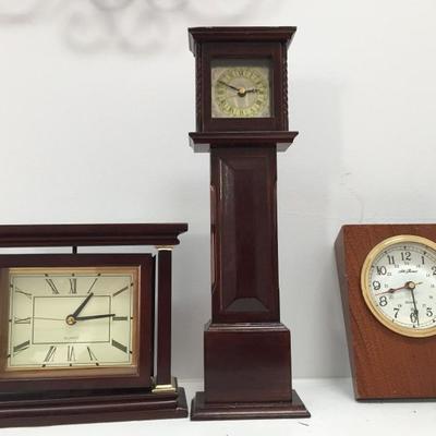 Assorted Clocks.