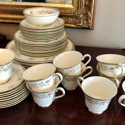 Minton "Jasmine"