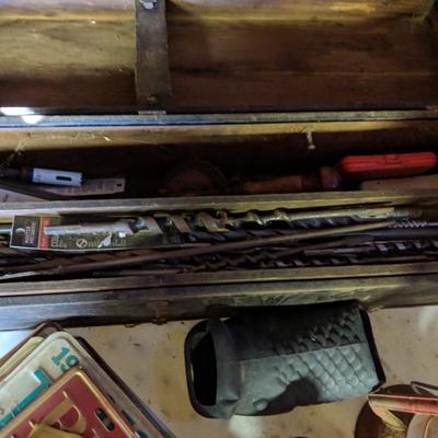 Old wooden tool box with old tools 