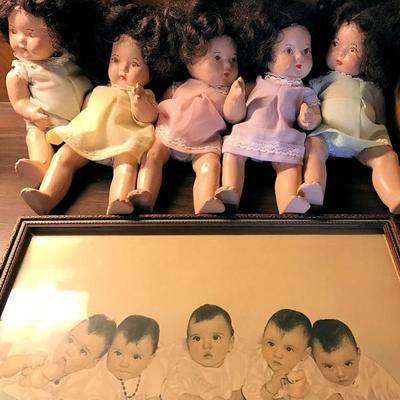 Vintage Dionne quintuplets doll set