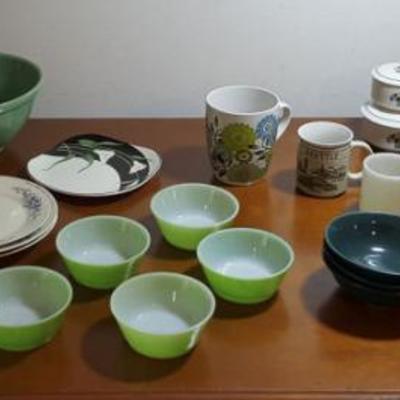 FKT015 Assorted Ceramic Ware, Melamine, Plastic Dishes & Bowls
