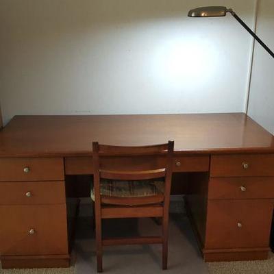 FKT005 Office Set - Desk, Lamp, Chair & More
