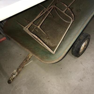 PULL TAG A LONG DUMP TRAILER FOR LAWN MOWER