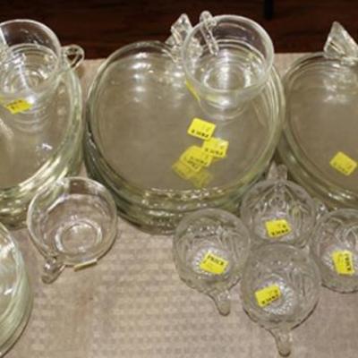 Box lot of glass apple dishes and cups