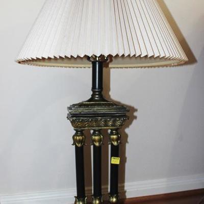 Three column table lamp