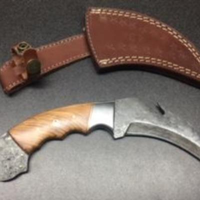 Damascus 11" Full Tang Karambit Knife with Walnut Handle & Leather Sheath