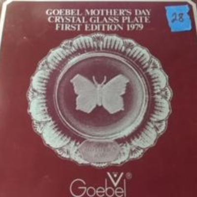 Hummel 1979 Mother's Day Plate & 1978 Annual Plate