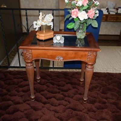 Side table, home decor items