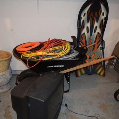 Extension Cords, Folding Chairs, Pots, & Garage Items