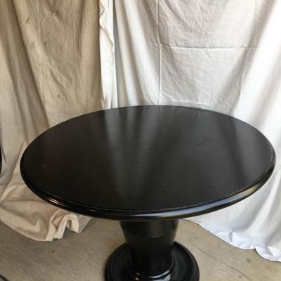 Round Pedestal Table with Dark Finish