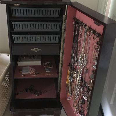 jewelry chest and jewelry