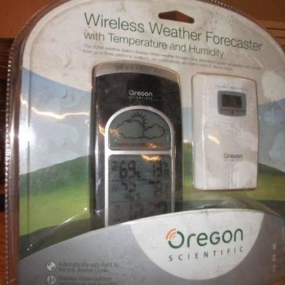 Oregon Scientific BAR638HGA Weather Forecaster wit ...