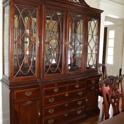 Stoneleigh mahogany Chippendale breakfront china cabinet

