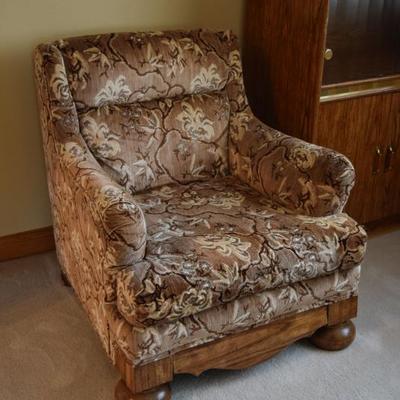 Globe Furniture Accent Chair