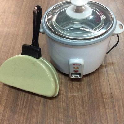 Crock Pot and Omelette Pan