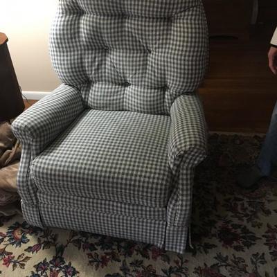$80 Recliner  Blue & White Plate  (photo 1 of 1) *Cash Only.  No Returns. Local Pick Up In Media, PA.  Buyer needs to bring vehicle,...