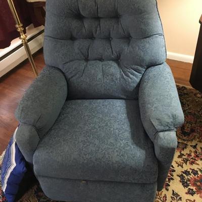 $40  Recliner  Blue Floral Print  (photo 1 of 1) *Cash Only.  No Returns. Local Pick Up In Media, PA.  Buyer needs to bring vehicle,...