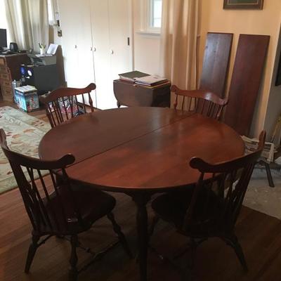 $250  Vintage Dining Table w/ 4 Matching Chairs & Leaves  (photo 1 of 1 )   * Cash Only.  No Returns. Local Pick Up In Media, PA.  Buyer...