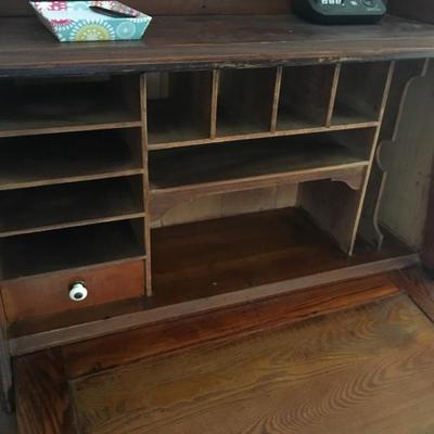 $400 Antique Desk (photo 3 of 4) * Cash Only.  No Returns. Local Pick Up In Media, PA.  Buyer needs to bring vehicle, tools and people to...