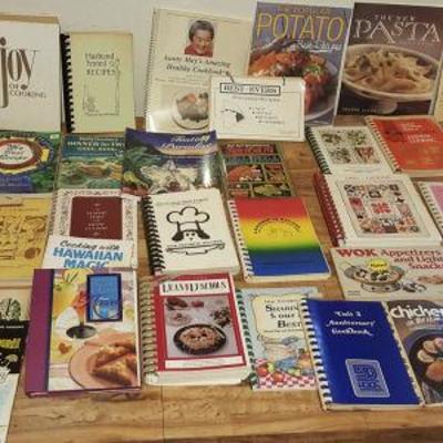 KET021 Vintage Hawaii Community Cookbooks & Much More
