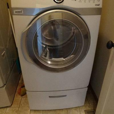 Samsung Steam electric front load dryer w/ laundry ...