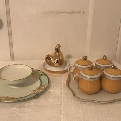 Daffodil Serving Piece and Teacups