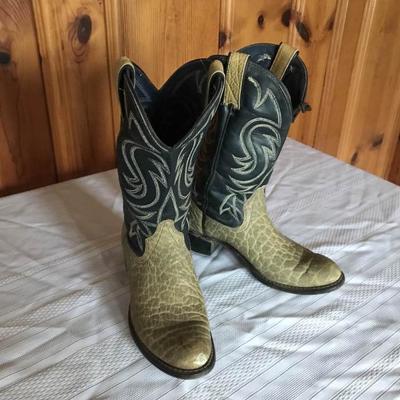 Black and Tan Women's Cowboy Boots