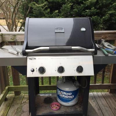 Gas Grill.
