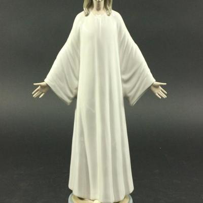 Lot 52: Lladro Porcelain Figure of Jesus 