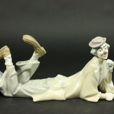 Lot 49: Lladro Porcelain Figurine of Clown Lying Down 