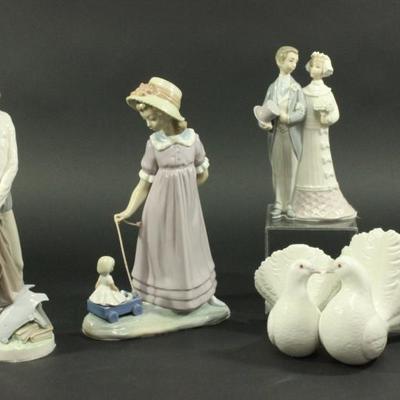 Lot 50: Lot of 4 Lladro Porcelain Figures 