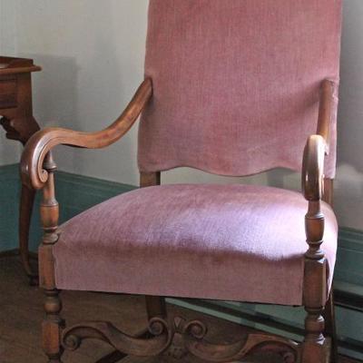 William and Mary style arm chair
