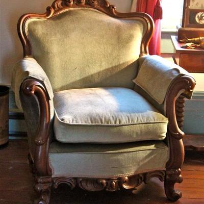 Mid-19th Century Rococo style arm chair to match sofa