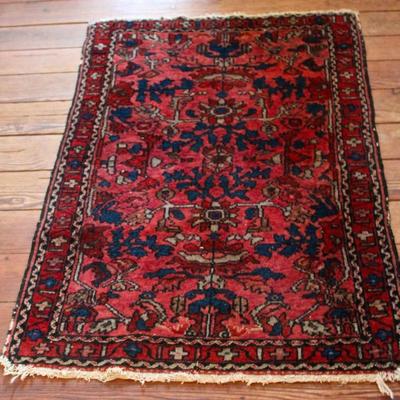 Persian Lillihan rug - 30" x 48"