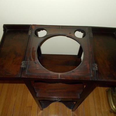 Early 19th century mahogany wash stand $175