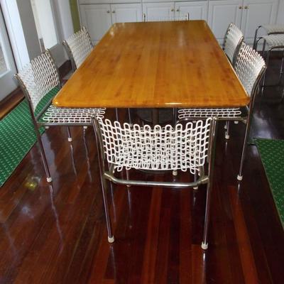Maple and metal double pedestal kitchen table $349
72 X 36 X 28