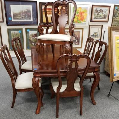 dining table w/ leaf and 8 chairs