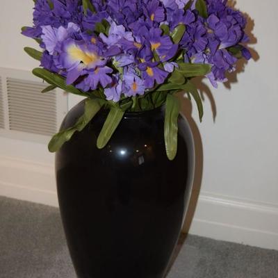 vase w/floral