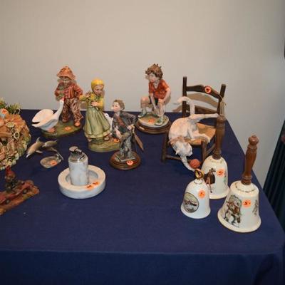 figurines