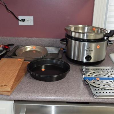 crock pot/pans/kitchen items