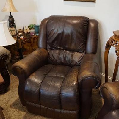 Set of two leather recliners
