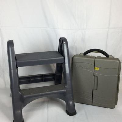 Lot # 55
Step Ladder and Tool Set
