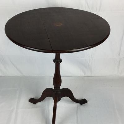 Lot #57
Mahogany Tilt top table