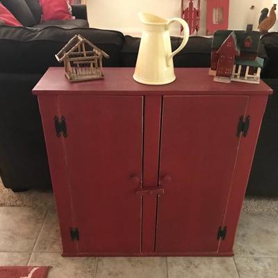 Red cupboard 