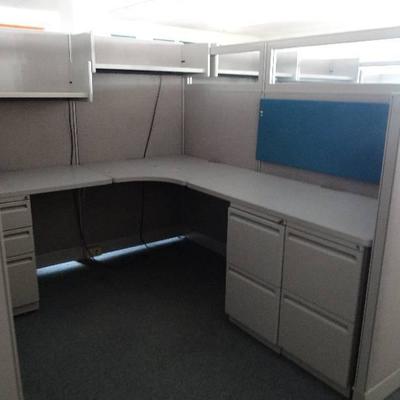 Large Lot of Workstations / Parts - 1st Floor (Wes ...
